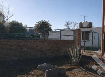Terreno · 194m² · Venta de Casa 2 Dorm. Departamento 1 Dormitorio Para Flipping con Amplio Terreno