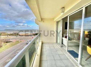 Departamento · 60m² · 4 Ambientes · 1 Cochera · Venta Nuda Propiedad Rambla Punta del Este - Apto 2 Dor - 2 Baños Gje Usd149.990