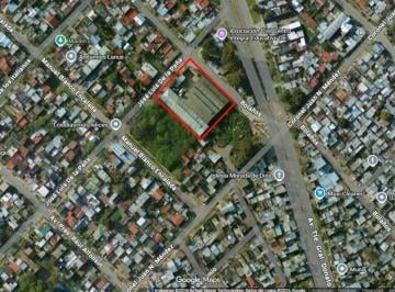 Depósito · 2600m² · 15 Ambientes · 6 Cocheras · Venta Deposito Industrial Lanus Zona Sur 3000 m² Ex Fabrica Metalurgica
