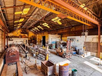 rs:yusl1e1q5su7n2xng5wviaqi · Venta Galpon Industrial Lanus Terreno 8500 m² y Fabrica 2600 m², en Bloque o Separado