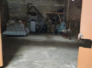 Bodega-Galpón · 187m² · 3 Ambientes · 1 Cochera · Venta Galpon Avellaneda