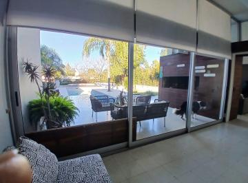 Foto · Alquiler - Casa en Las Delicias