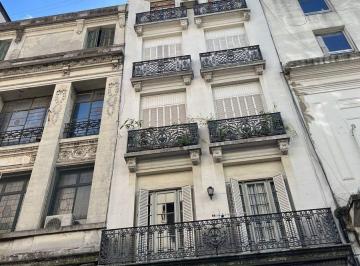 Departamento · 61m² · 3 Ambientes · Venta de Piso de 3 Amb con Balcon en B San Nicolas