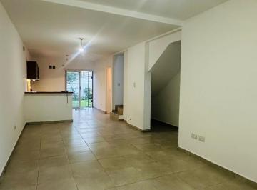 Casa · 100m² · 2 Dormitorios · 2 Cocheras · Nuevo Poeta Lugones Duplex 2 Dorm. en Alquiler!