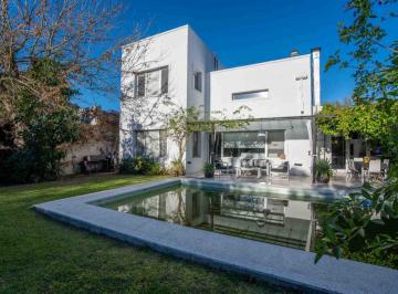 Casa · 200m² · 5 Ambientes · Casa en Venta en El Quimilar City Bell