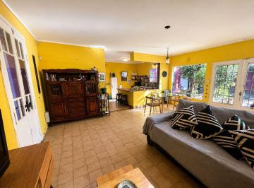 PH · 104m² · 2 Ambientes · 1 Cochera · PH Al Frente en Venta