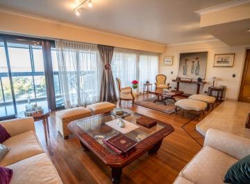Departamento · 242m² · 8 Ambientes · 2 Cocheras · Venta Depto. 4 Dorm. Vista Al Rio