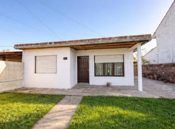 Casa · 430m² · 3 Ambientes · Casa en Dorrego