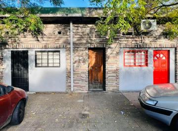 Casa · 192m² · 4 Ambientes · Venta Casa Multi Vicente Lopez. Gran Patio Terraza