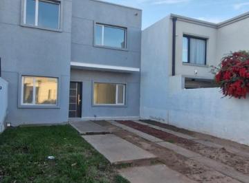 PH · 152m² · 6 Ambientes · PH en Cipolletti