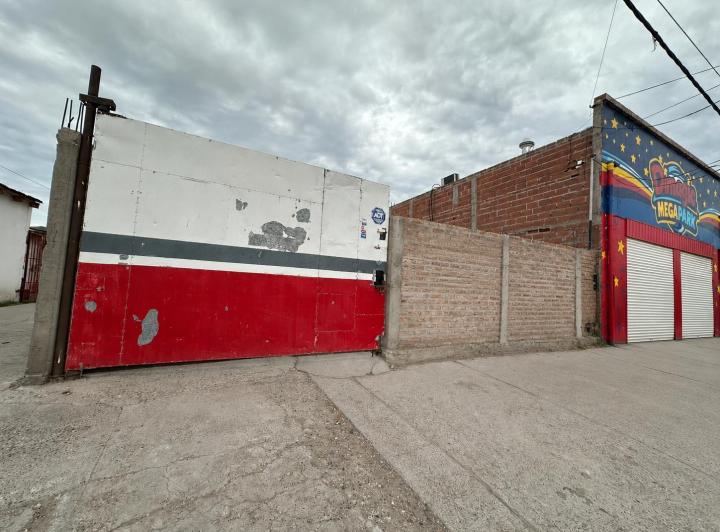 Bodega-Galpón · 100m² · 3 Ambientes