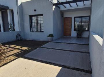 Foto · Solares de Manantiales 2 Dorm. 2 Baños
