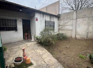 Casa de 3 ambientes, La Matanza · Vende Casa 3 Ambientes Sobre Lote de 200 m². San Justo