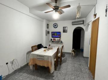 Departamento de 3 ambientes, La Matanza · Vende Excelente Departamento de 3 Ambientes en Planta Baja Al Frente, con Entrada Independiente.