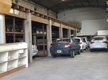 Bodega-Galpón · 256m² · Galpon en Alquiler