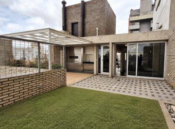 Departamento · 204m² · 6 Ambientes · 1 Cochera · Departamento Dúplex Premium | 4 Dorm. | Terraza Jardín Venta - Centro
