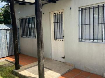 Departamento de 1 ambiente, Malvinas Argentinas · Departamento de Dos Amb. con Patio. Villa de Mayo