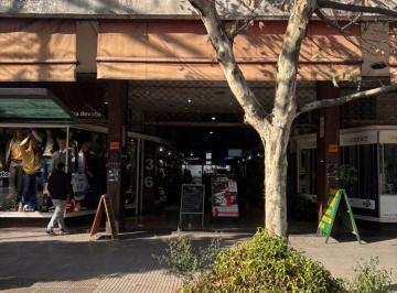 Local comercial de 1 ambiente, Villa Devoto · Alquiler Local en Galeria Beiro y Lope de Vega