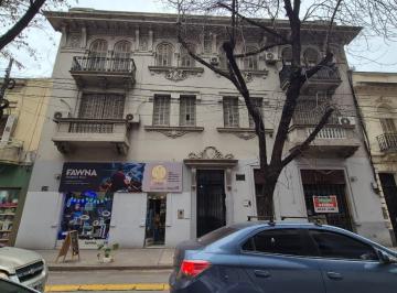 Local comercial · 90m² · 3 Ambientes · Local en Venta con Renta en Flores a m de Rivadavia