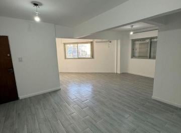 Departamento de 4 ambientes, Ciudad de Santa Fe · Refaccionado y Amplio Departamento en Barrio Sur