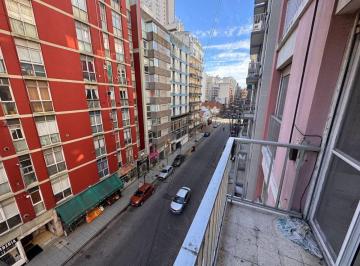 Departamento de 2 ambientes, Mar del Plata · 2 Ambientes Al Frente con 2 Baños - Zona Aldrey