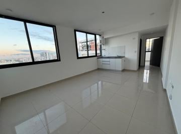 Departamento en Venta de 2 ambientes  · 2 Ambientes Super Luminosos en Barrio San Cristóbal