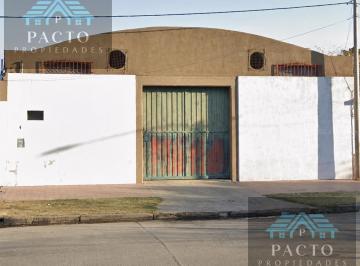 Bodega-Galpón · 120m² · 1 Ambiente · Galpón en Alquiler en B° San Nicolas, Córdoba Capital.