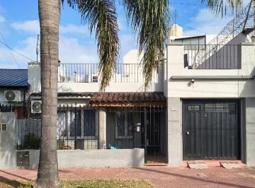 Casa · 83m² · 4 Ambientes · 1 Cochera · Venta Casa 4 Amb - 2 Dorm - Ramos Mejia
