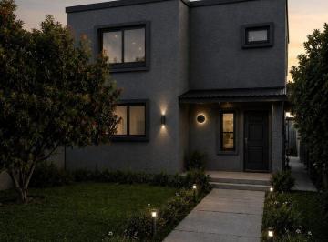 Casa de 5 ambientes, San Isidro · Venta Excelente Casa 5 Ambientes a Estrenar en San Isidro