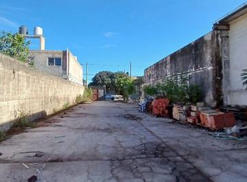 Bodega-Galpón de 2 ambientes, Córdoba · Alquilo Galpon + Predio Libre