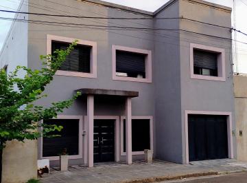Casa de 9 ambientes, Victoria · Casa Familiar Centrica en Venta