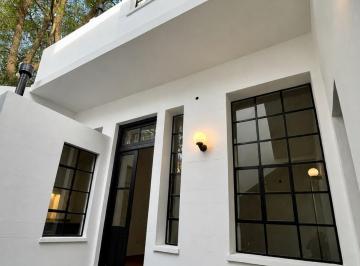 PH · 52m² · 2 Ambientes - GRACIELA GRAZIANO · Dña. Alq. Amplio PH Tipo Casa de 2 Amb, 68 m² con Patio, Parrilla y Lavadero