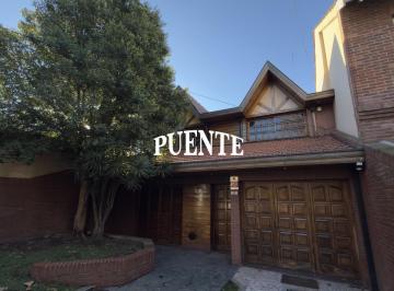 Casa · 250m² · 5 Ambientes · 2 Cocheras · Casa - Lomas de Zamora