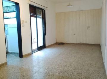 Departamento de 3 ambientes, Córdoba · Alquilo Monoambiente Centro! Cocina Separada - Patio