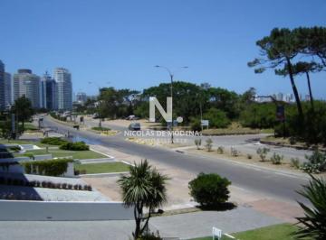Foto1 · Apartamento de 3 Dorm. en Mansa, Punta del Este