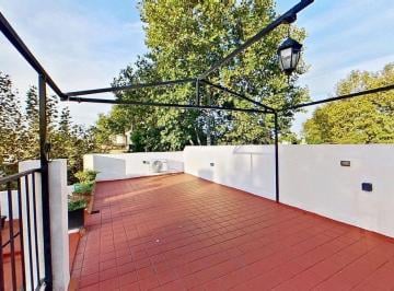 Casa · 154m² · 4 Ambientes · Venta Casa Flores 4amb.2 Terrazas + Parrilla