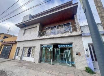 Local comercial · 362m² · Local Comercial y 2 PH en Bloque Temperley