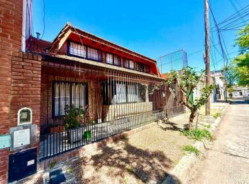 Casa · 102m² · 3 Ambientes · 1 Cochera · Casa 3 Ambientes Cochera Patio Terraza Pileta