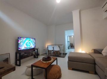 Departamento · 55m² · 3 Ambientes · 1 Cochera · Alquiler 3 Amb Impecables La Lucila C/guarda Coche