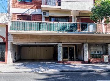Departamento · 62m² · 3 Ambientes · 1 Cochera · Venta 3 Ambientes con Cochera Flores