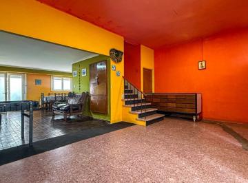 PH · 195m² · 4 Ambientes · 1 Cochera · PH 4 Ambientes en Venta con Garage y Patio