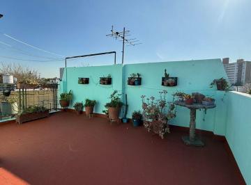 PH · 100m² · 3 Ambientes · Vende PH 1er Piso 3amb con Quincho y Terraza
