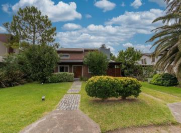 Casa · 140m² · 5 Ambientes · 1 Cochera · Venta Casa 3 Dorm. Country Cielo - Roldan