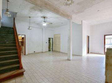 Casa · 250m² · 5 Ambientes · Casa en Venta Gonnet La Plata