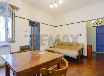 Departamento · 49m² · 2 Ambientes · Venta Depto 2 Amb Caballito 2° Piso por Escalera.