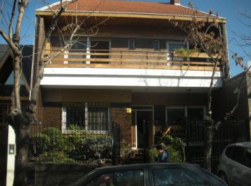 Casa de 6 ambientes, Villa Urquiza · Casa en Venta Villa Urquiza - 5 Dorm Jardín y Pileta