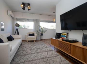 Departamento · 89m² · 6 Ambientes · 1 Cochera · Venta Apartamento 3 Dorm. Centro