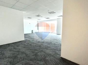 Oficina comercial · 60m² · 1 Cochera · Oficina en Alquiler en Buceo, World Trade Center