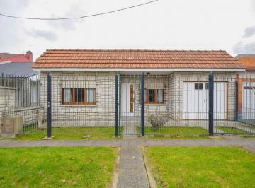 PH · 80m² · 4 Ambientes · 1 Cochera · Venta Casa en PH 4 Ambientes Apto Credito