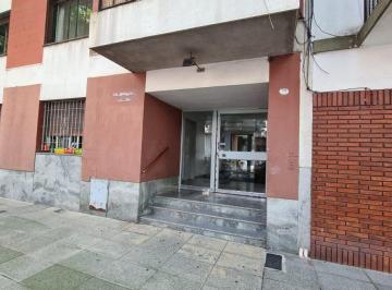 Departamento · 46m² · 3 Ambientes · Venta Depto 3 Ambientes Pb 2 Patios Apto Credito
